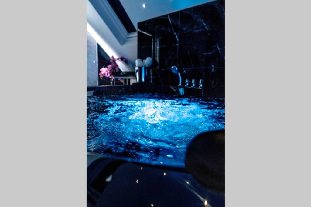 Exquisites Loft Mit Whirlpool Appartement Hagen  Buitenkant foto