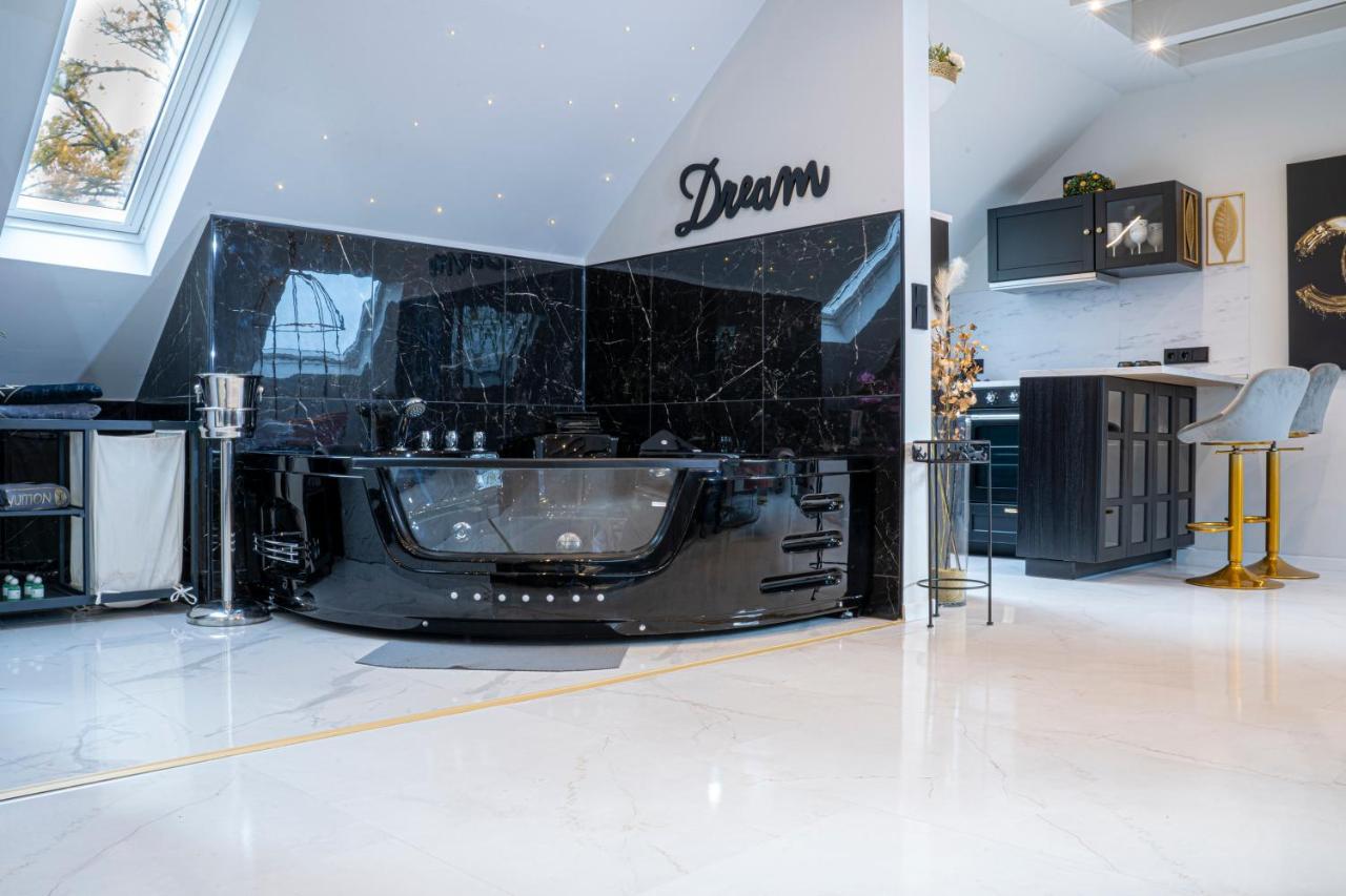Exquisites Loft Mit Whirlpool Appartement Hagen  Buitenkant foto